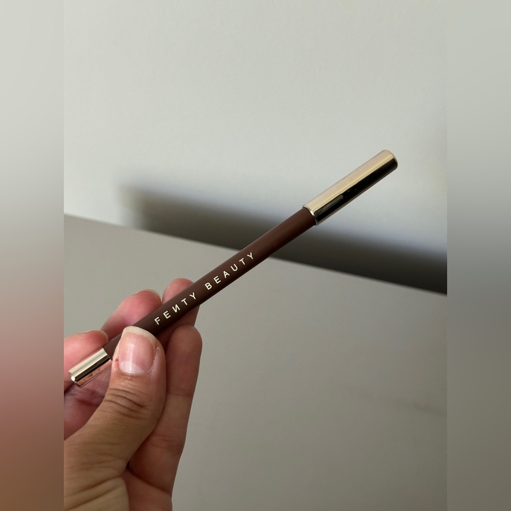 Fenty Beauty Trace’d Out Pencil Lip Liner in Brown’d Out ($20)